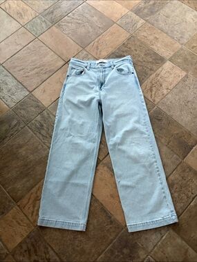 Hollister Straight-Leg Jeans in Light Blue Wash